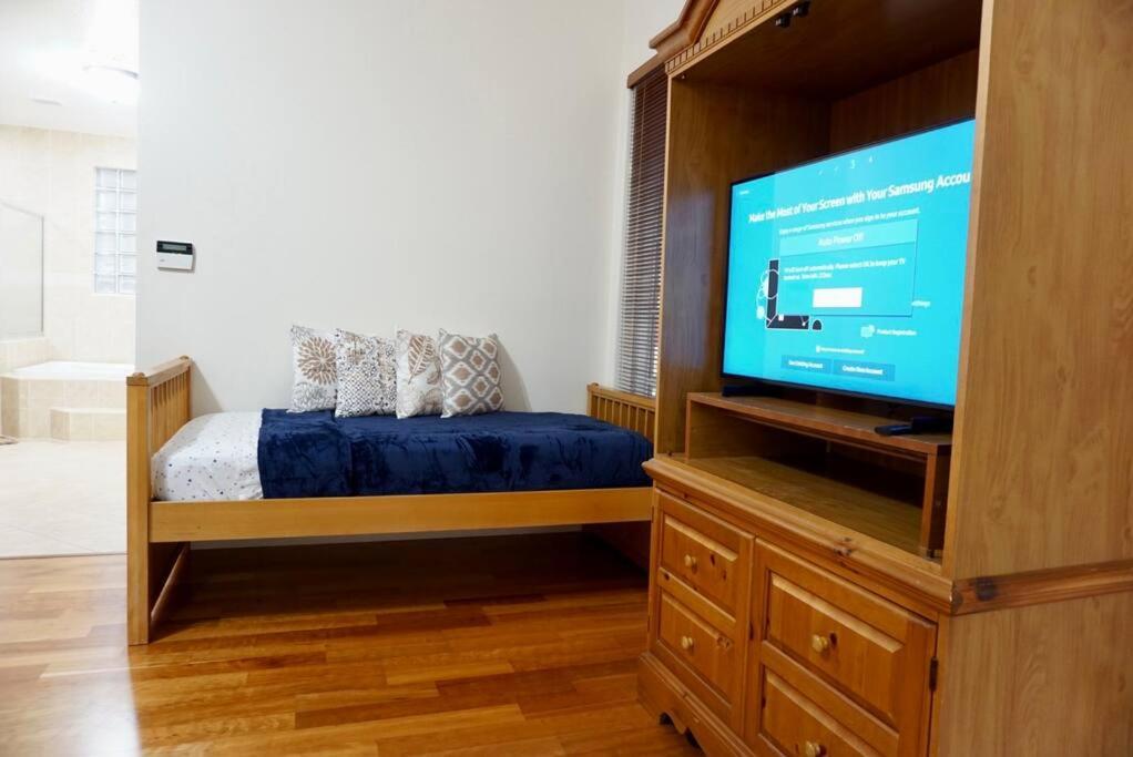 New Luxury Vacation Dream Rental- Sleeps 15! Μαϊάμι Εξωτερικό φωτογραφία